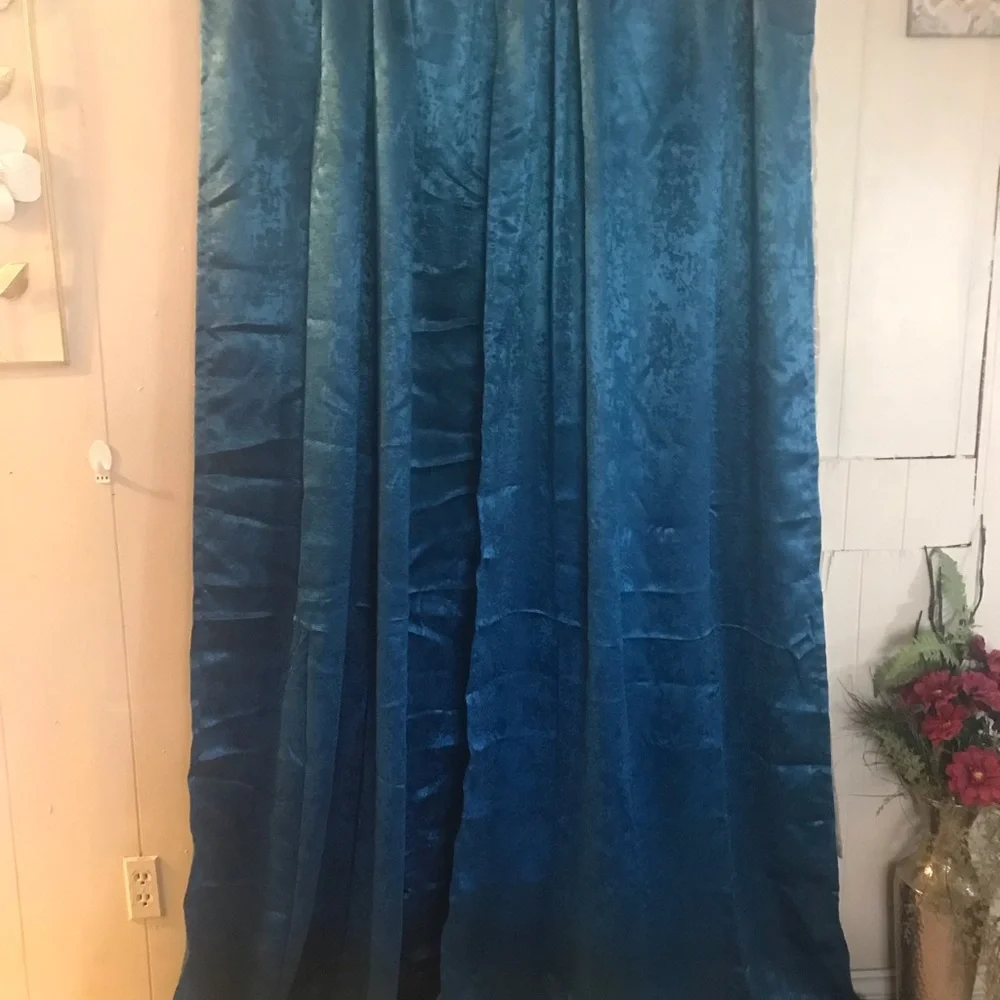 Elegant Blue Velvet Curtains